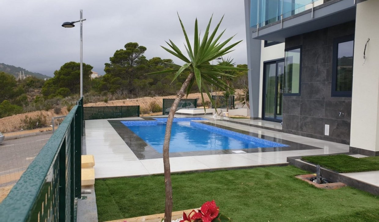 Obra nueva - Villa - Finestrat - Campana Garden