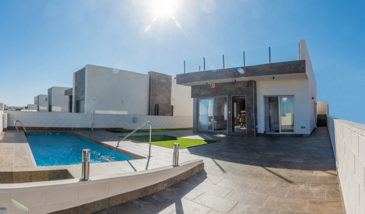 Obra nueva - Villa - Orihuela Costa - PAU 8