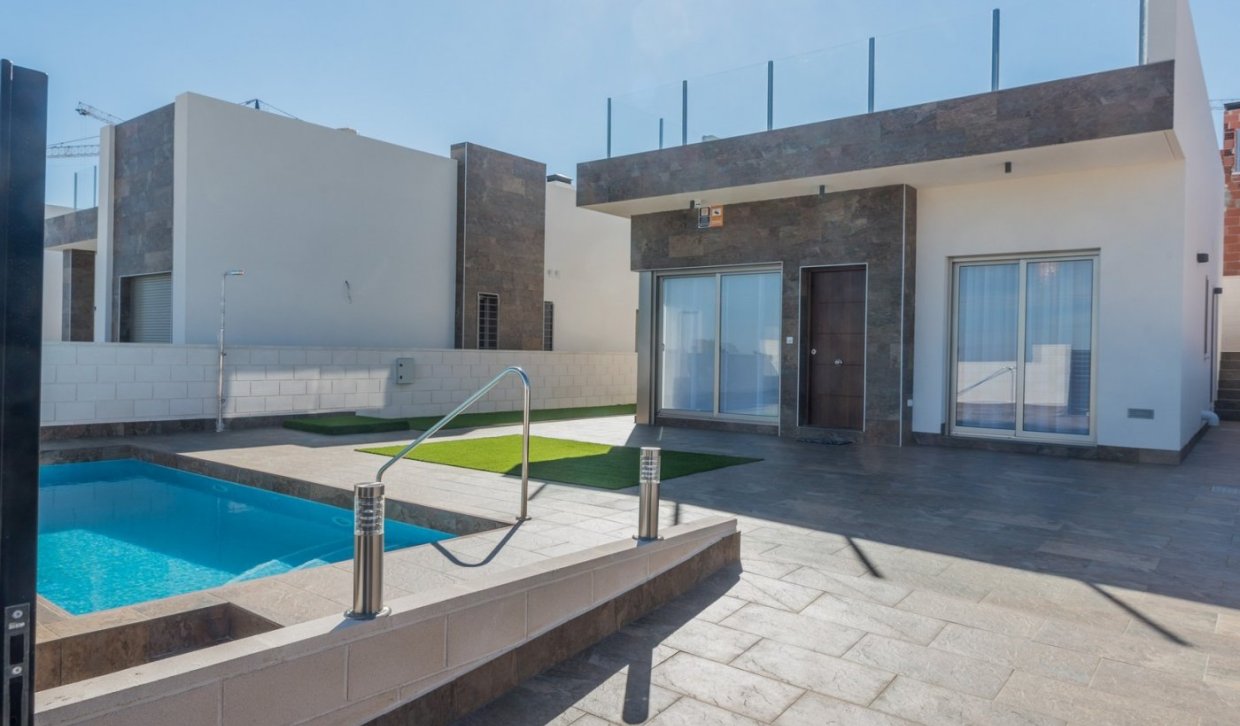 Obra nueva - Villa - Orihuela Costa - PAU 8