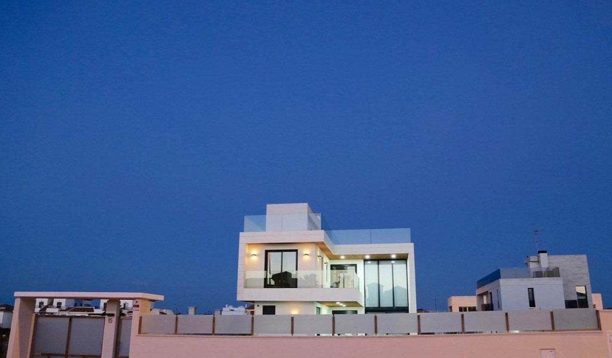 Obra nueva - Villa - Orihuela Costa - Dehesa de campoamor