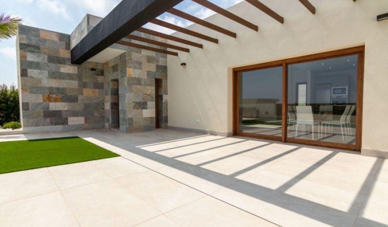 Obra nueva - Villa - Torrevieja - Los Altos