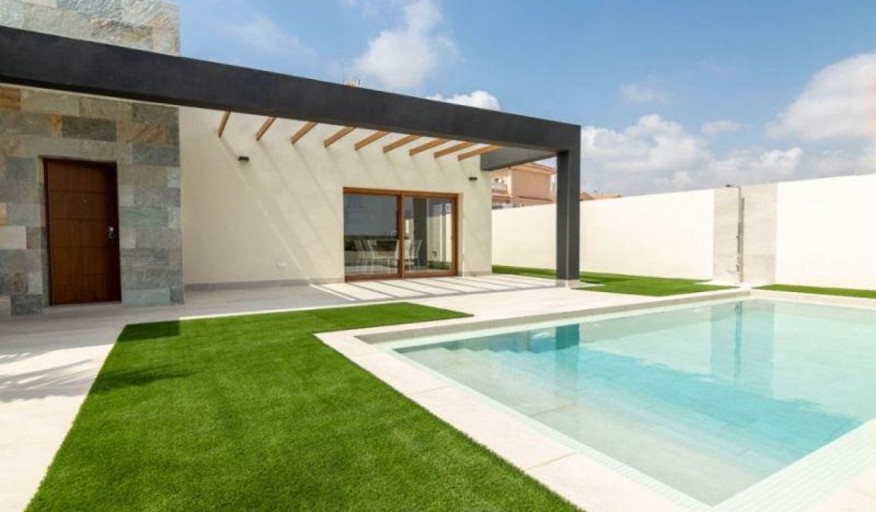 Obra nueva - Villa - Torrevieja - Los Altos