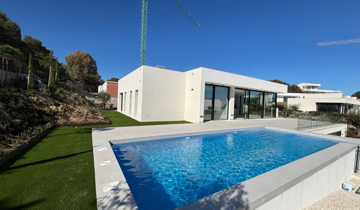 Obra nueva - Villa de Lujo - San Miguel de Salinas - Las Colinas Golf