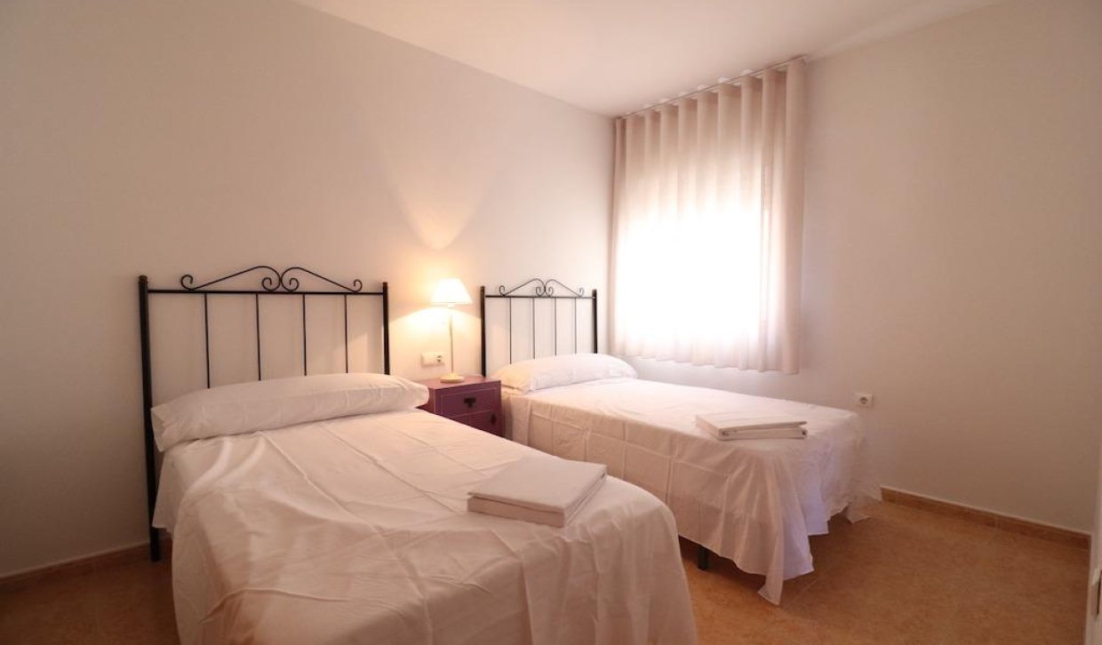 Alquiler - Apartamento / piso - Orihuela Costa - Campoamor