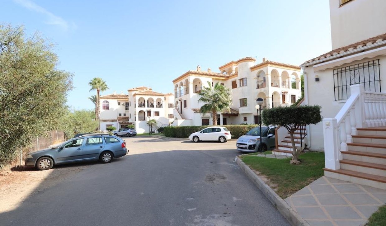 Alquiler a largo plazo - Apartamento - Orihuela Costa - Playa Flamenca