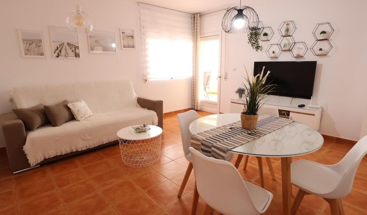 Alquiler - Apartamento / piso - Orihuela Costa - Campoamor