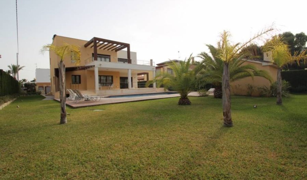 Alquiler - Villa - Orihuela Costa - Cabo Roig