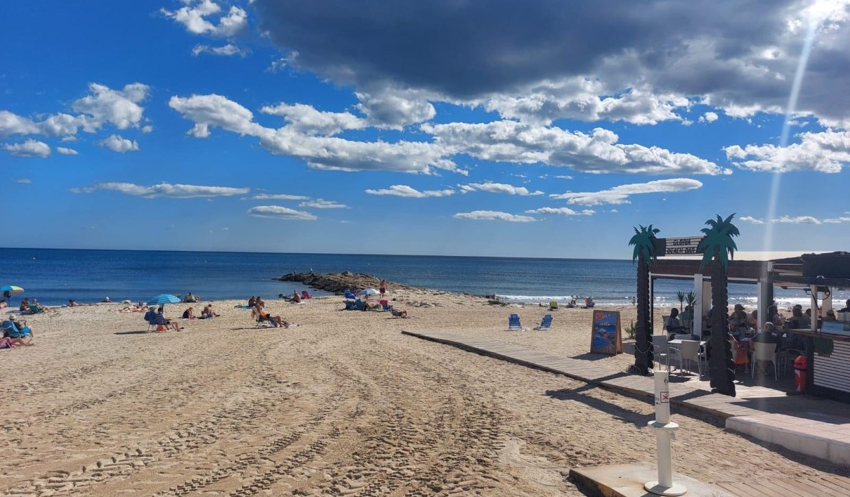 Segunda Mano - Planta baja - Torrevieja - Playa de los Locos