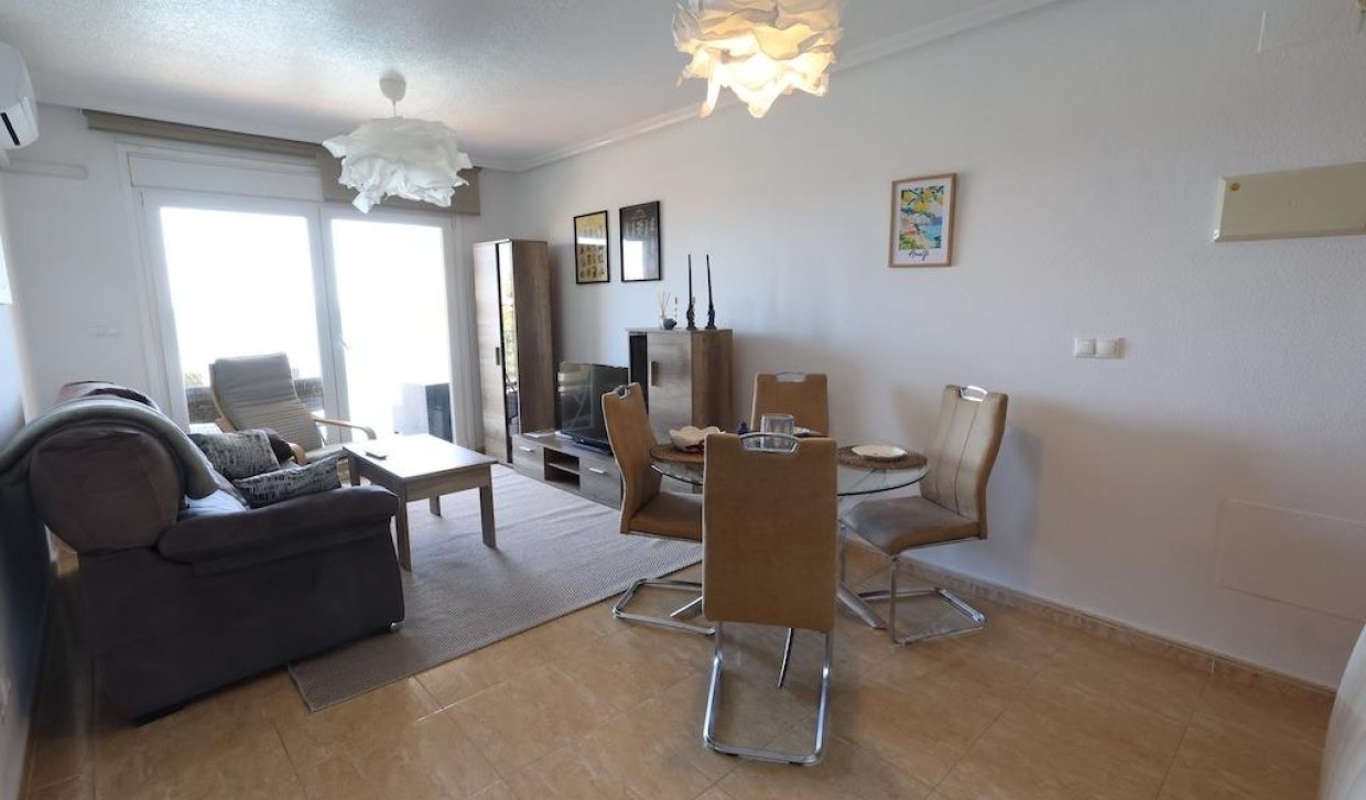 Verhuur - Appartement / flat - Orihuela Costa - Campoamor
