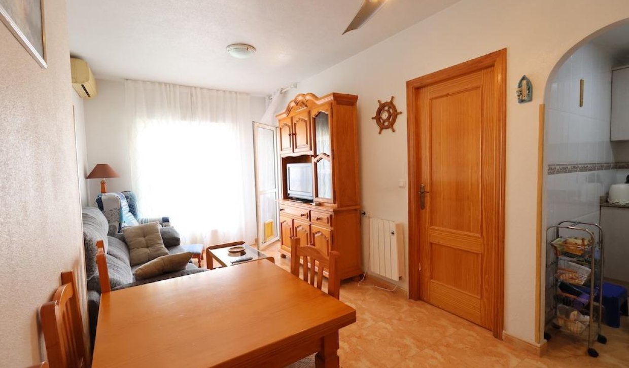 Segunda Mano - Apartamento - Torrevieja - Acequion