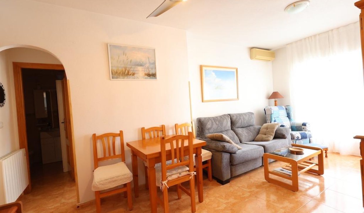 Segunda Mano - Apartamento - Torrevieja - Acequion