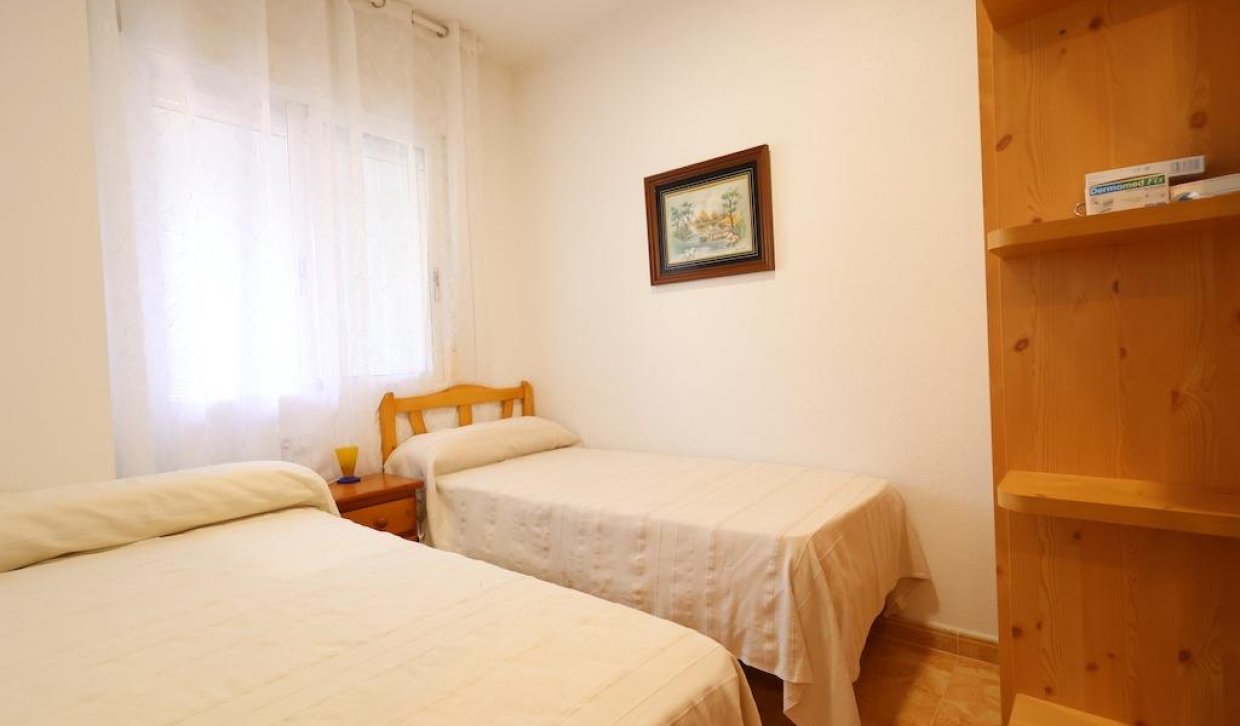 Segunda Mano - Apartamento - Torrevieja - Acequion