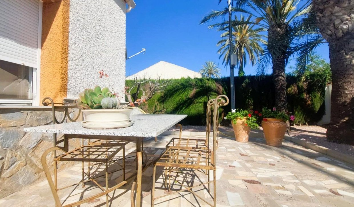 Resale - Masía - La marina - La Marina