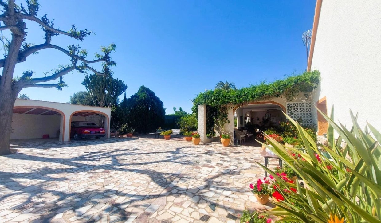 Bestaande woning  - Boerderijvilla - La marina - La Marina