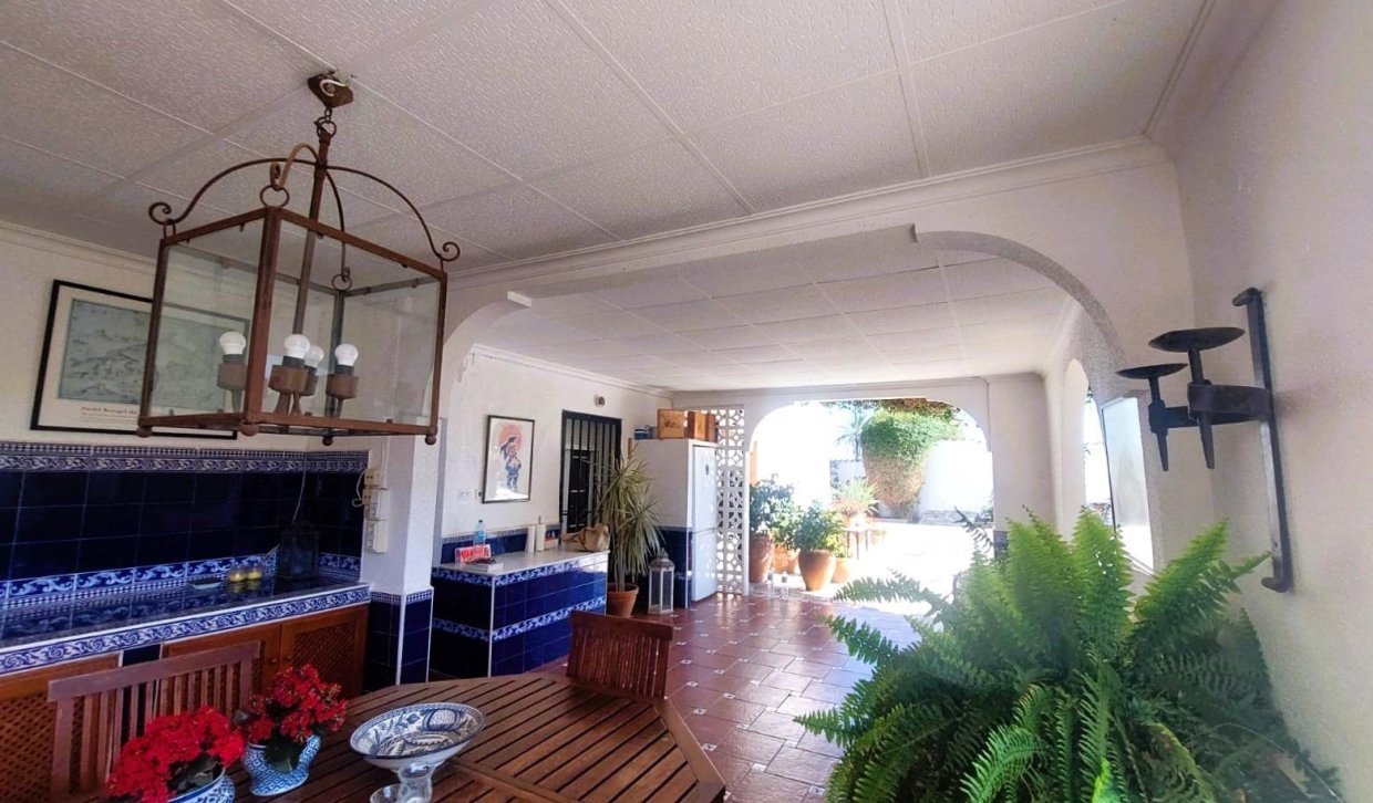 Bestaande woning  - Boerderijvilla - La marina - La Marina