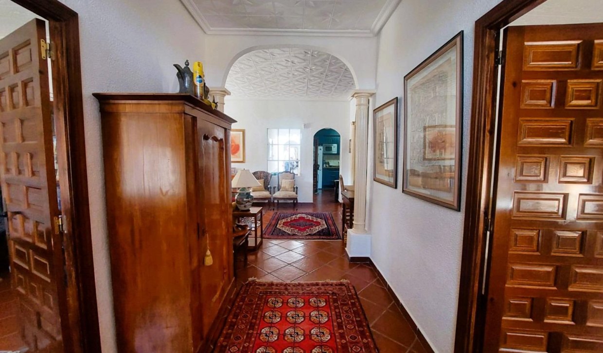 Bestaande woning  - Boerderijvilla - La marina - La Marina