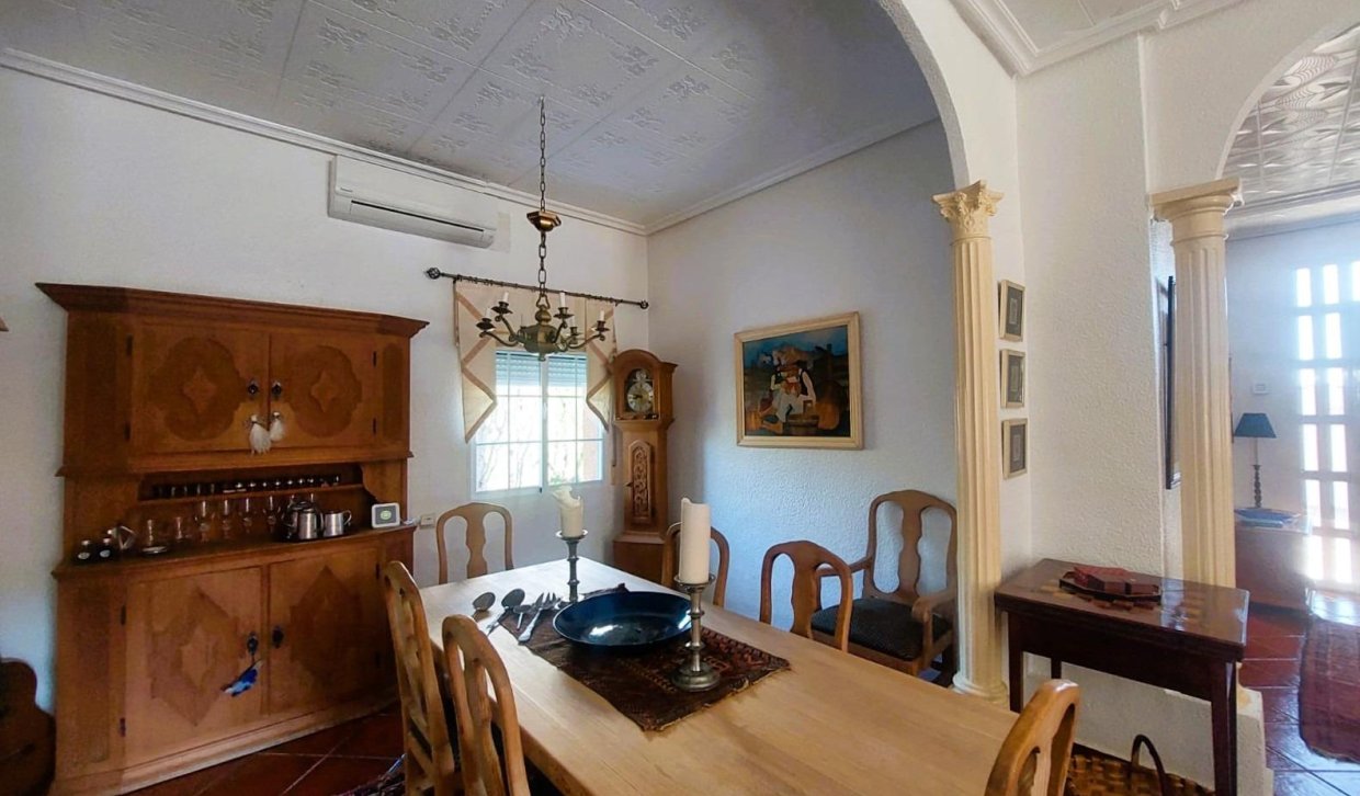 Bestaande woning  - Boerderijvilla - La marina - La Marina