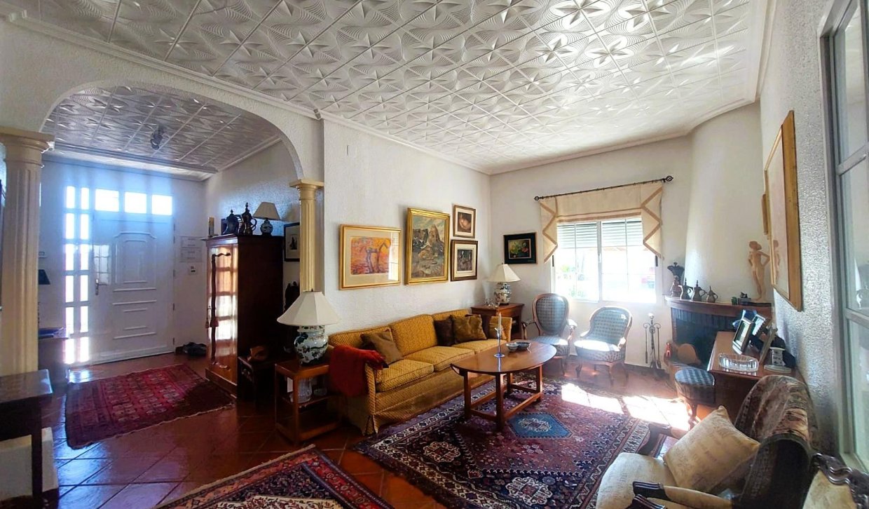 Bestaande woning  - Boerderijvilla - La marina - La Marina