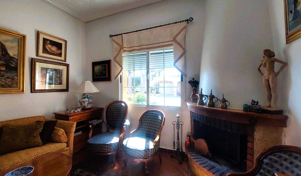 Bestaande woning  - Boerderijvilla - La marina - La Marina