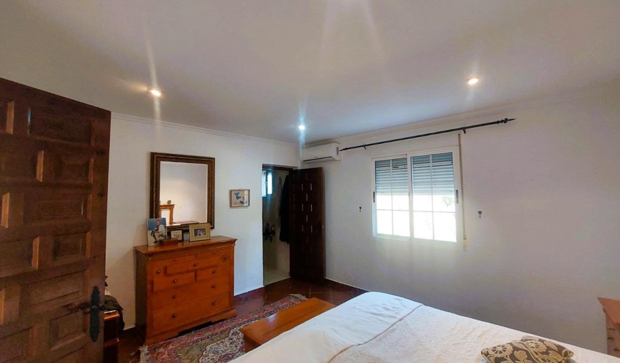 Bestaande woning  - Boerderijvilla - La marina - La Marina