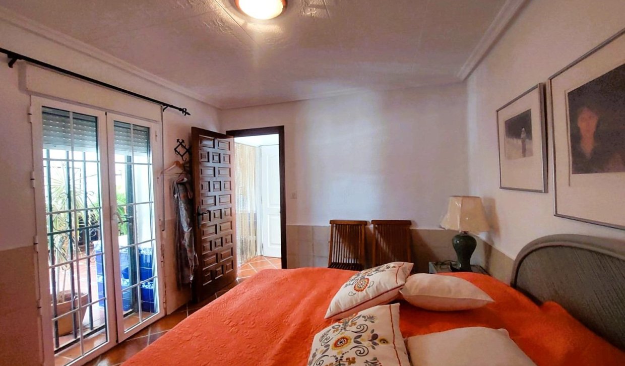 Bestaande woning  - Boerderijvilla - La marina - La Marina