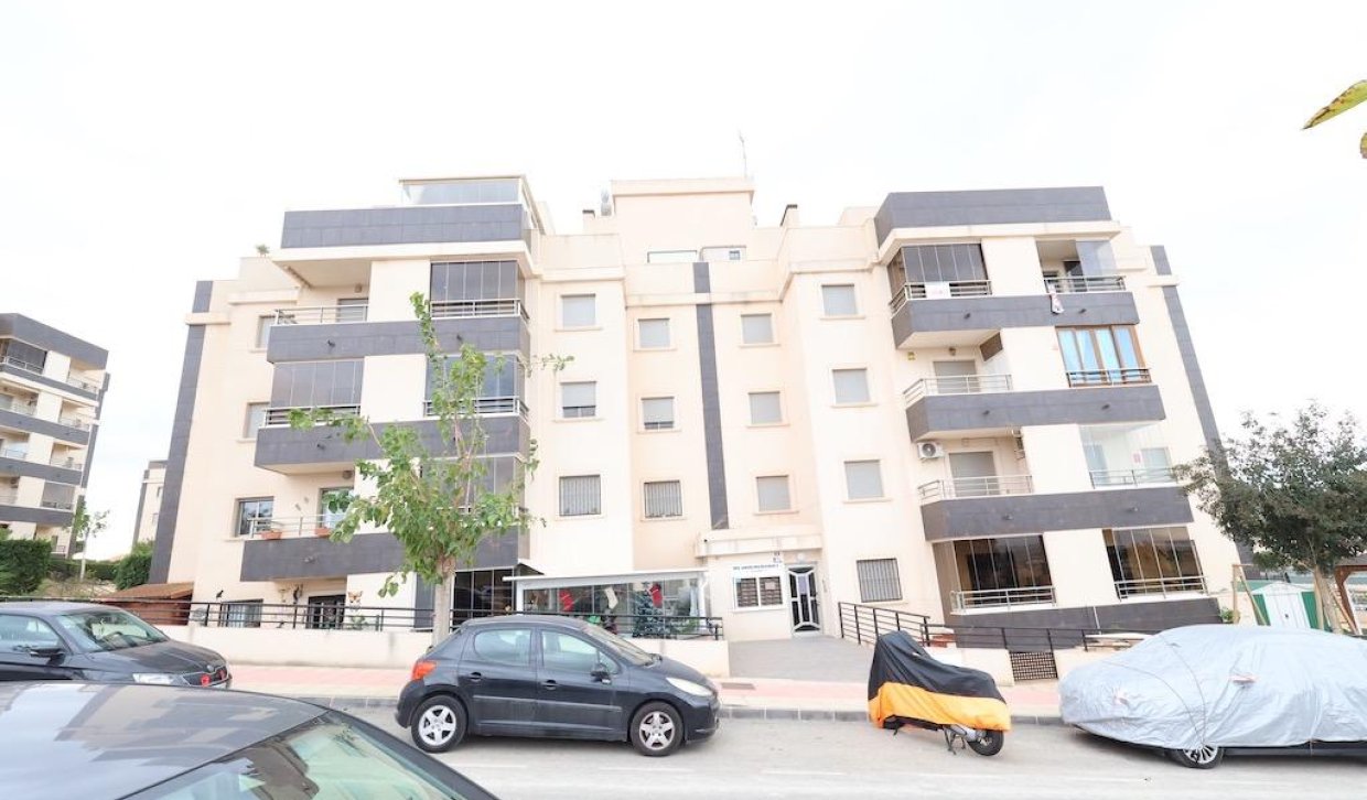 Resale - Apartamento - San Miguel de Salinas - Pueblo 9