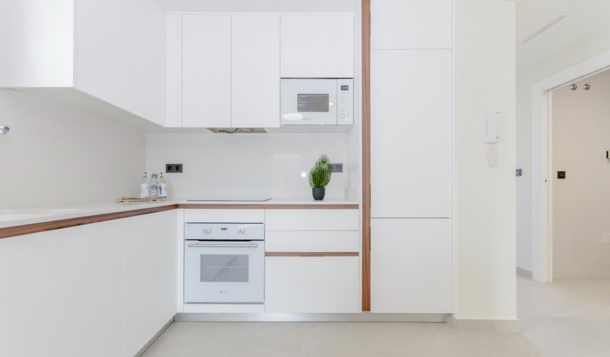 Obra nueva - Bungalow en la planta superior - Torrevieja - Los balcones