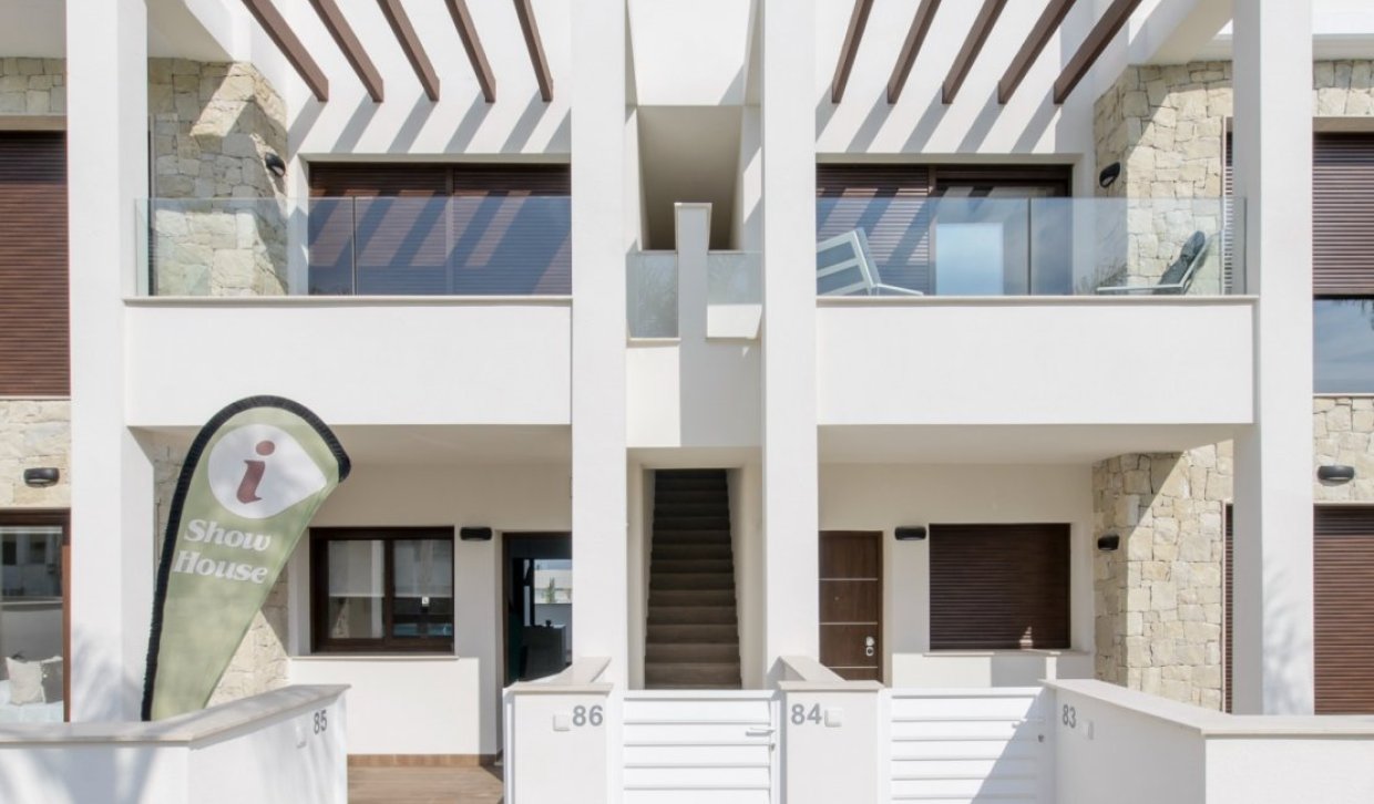 Obra nueva - Bungalow en la planta superior - Torrevieja - Los balcones