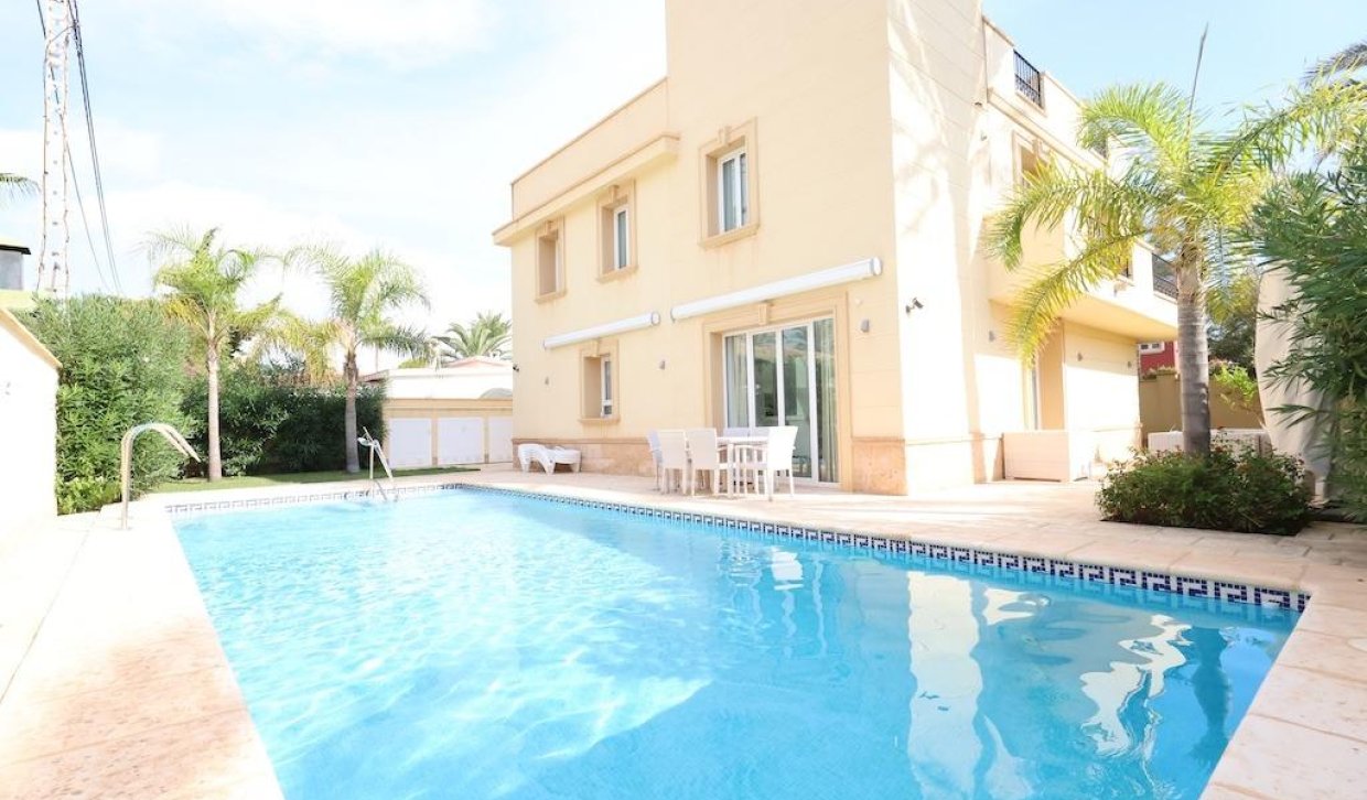 Bestaande woning  - Chalet - Cabo Roig - Costa blanca