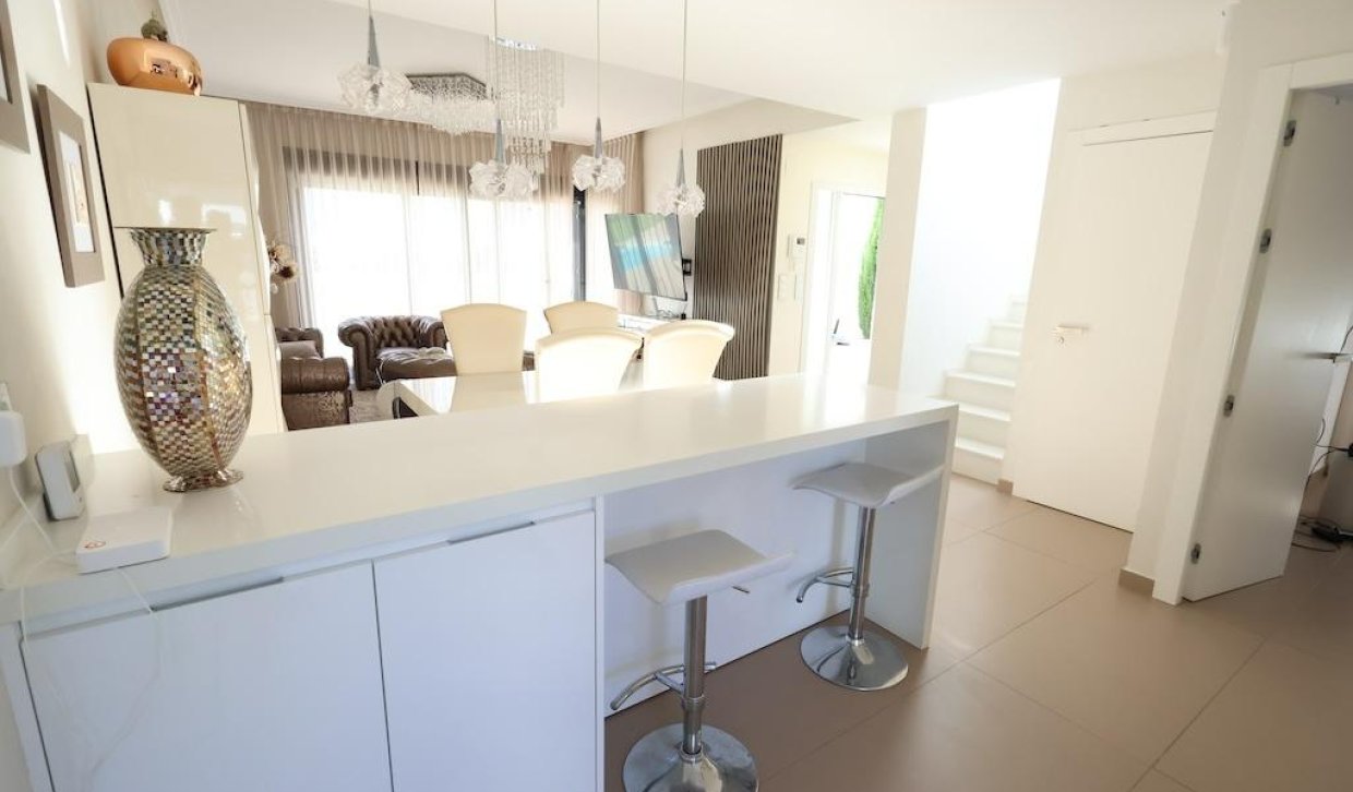 Alquiler - Villa - Orihuela Costa - Campoamor