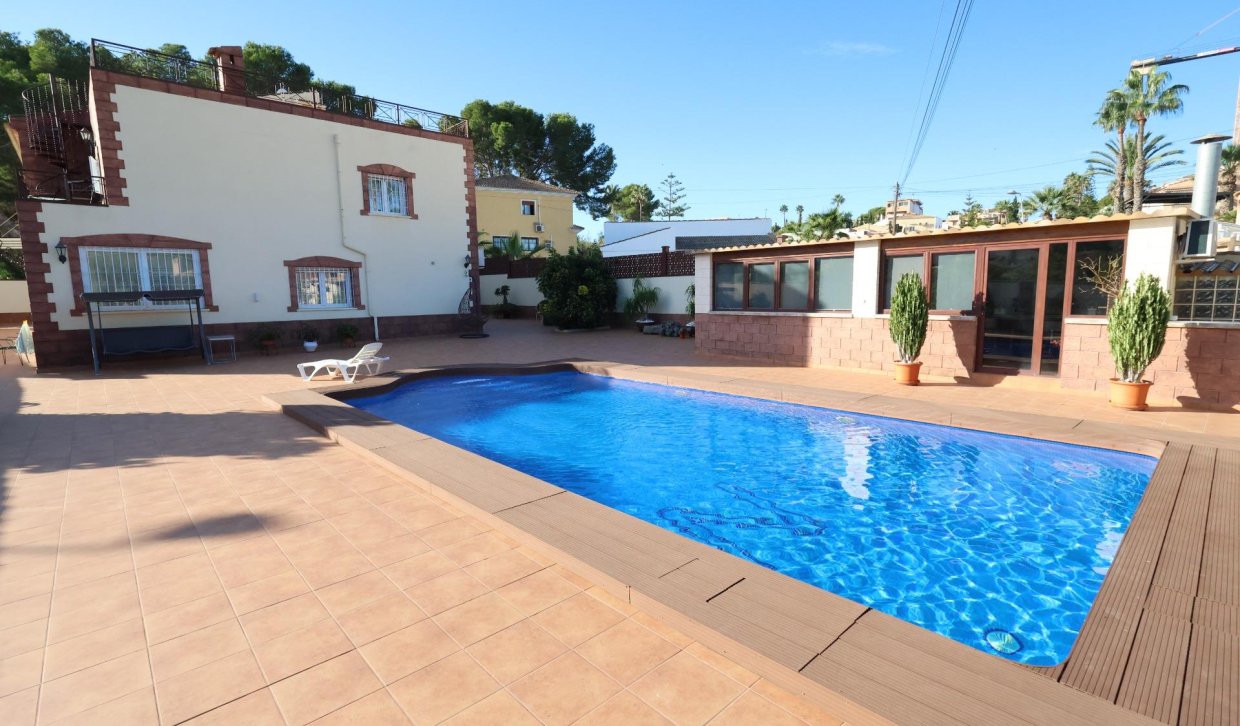 Segunda Mano - Chalet - Torrevieja - Los Balcones - Los Altos del Edén