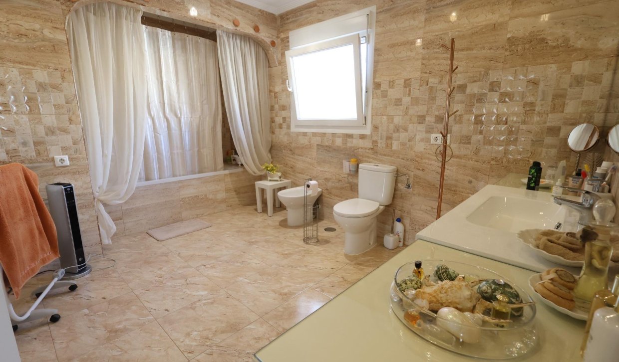 Segunda Mano - Chalet - Torrevieja - Los Balcones - Los Altos del Edén