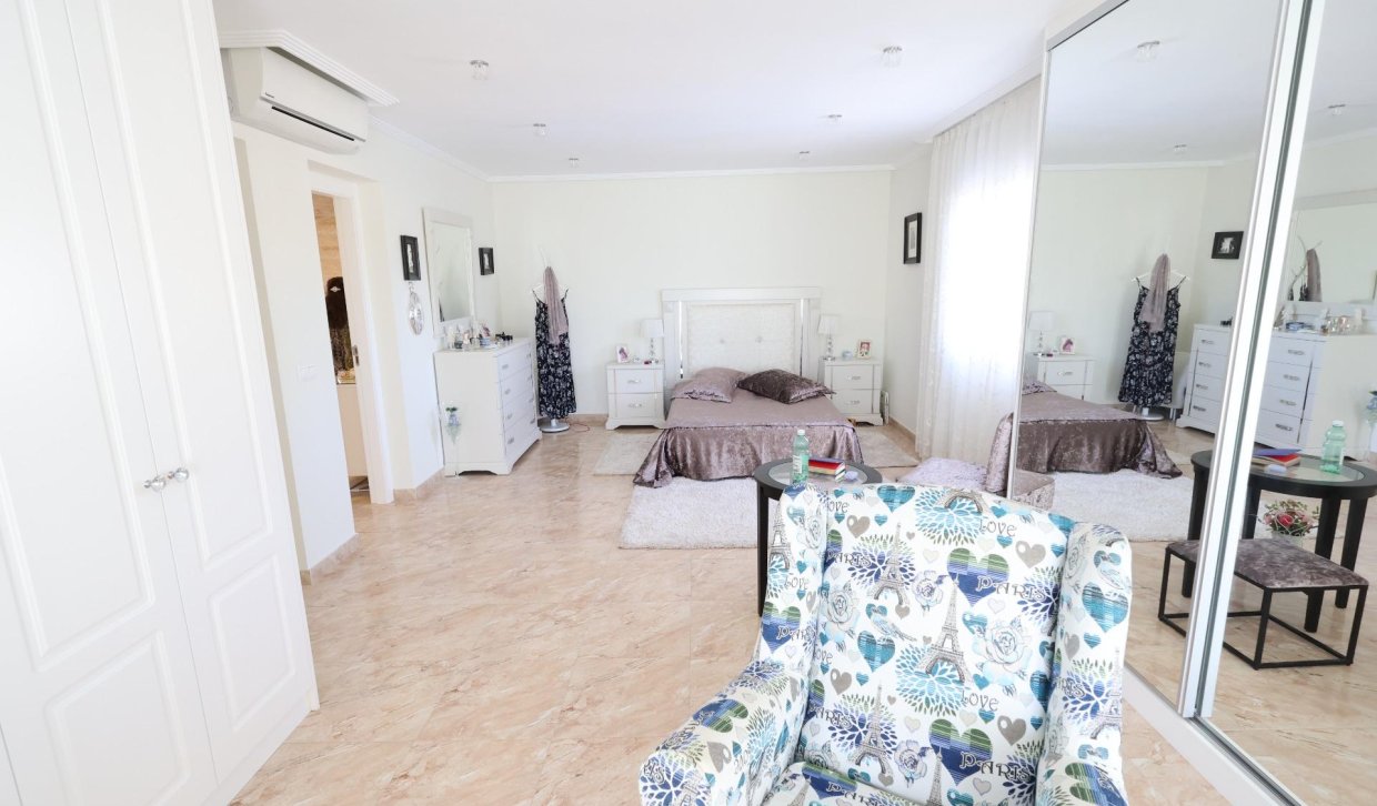 Segunda Mano - Chalet - Torrevieja - Los Balcones - Los Altos del Edén