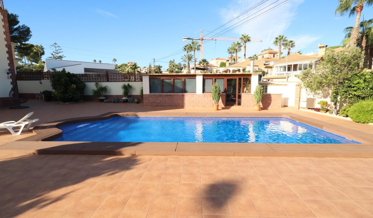 Segunda Mano - Chalet - Torrevieja - Los Balcones - Los Altos del Edén