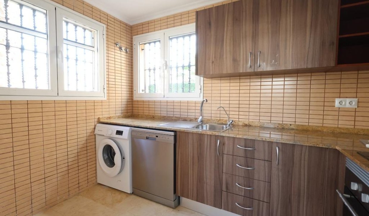 Alquiler - Chalet - Guardamar del Segura - Urb el raso