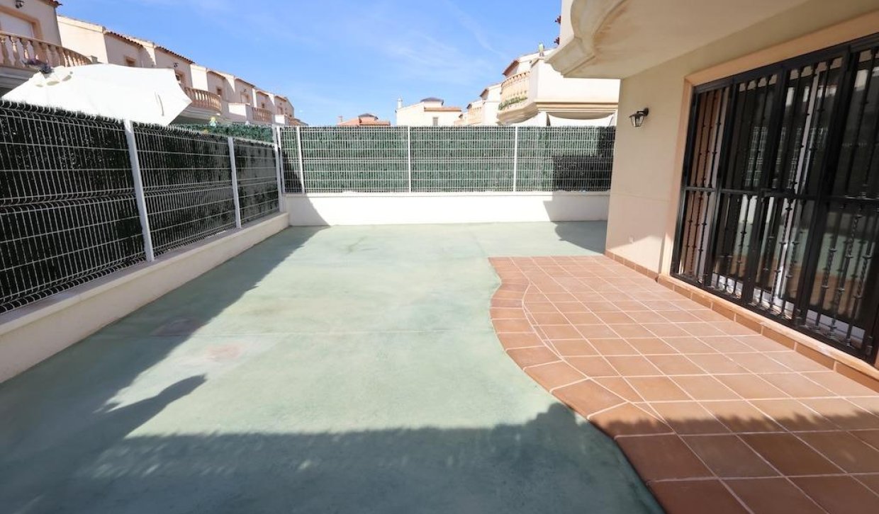 Alquiler - Chalet - Guardamar del Segura - EL RASO