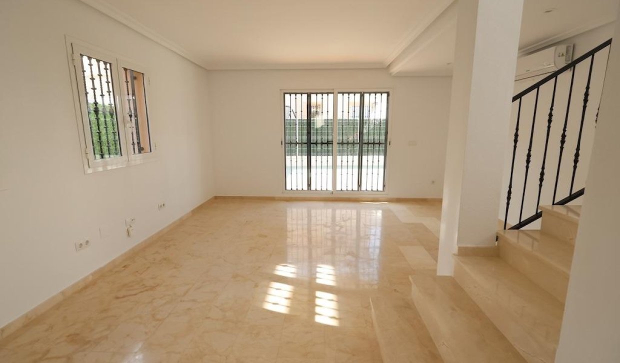 Alquiler - Chalet - Guardamar del Segura - EL RASO