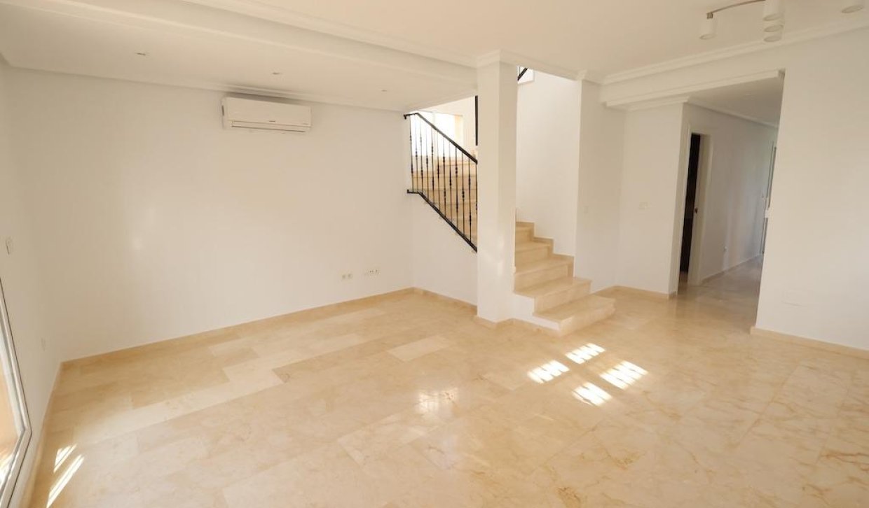 Alquiler - Chalet - Guardamar del Segura - EL RASO