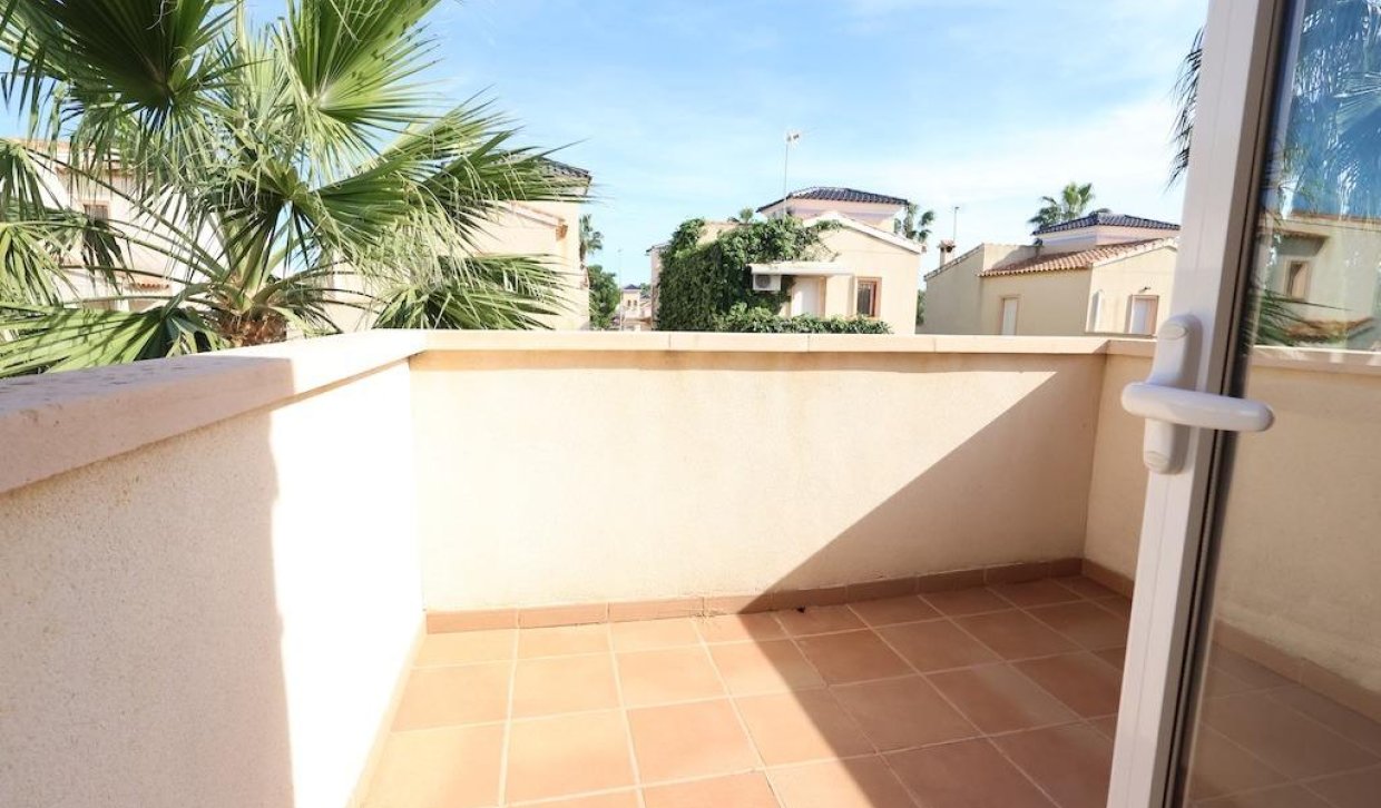 Alquiler - Chalet - Guardamar del Segura - EL RASO