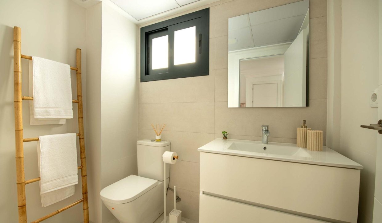 Nouvelle construction - Bungalow au dernier étage - Cox - San Fernando