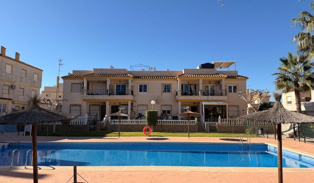 Resale - Bungalow - Orihuela Costa - Las Filipinas