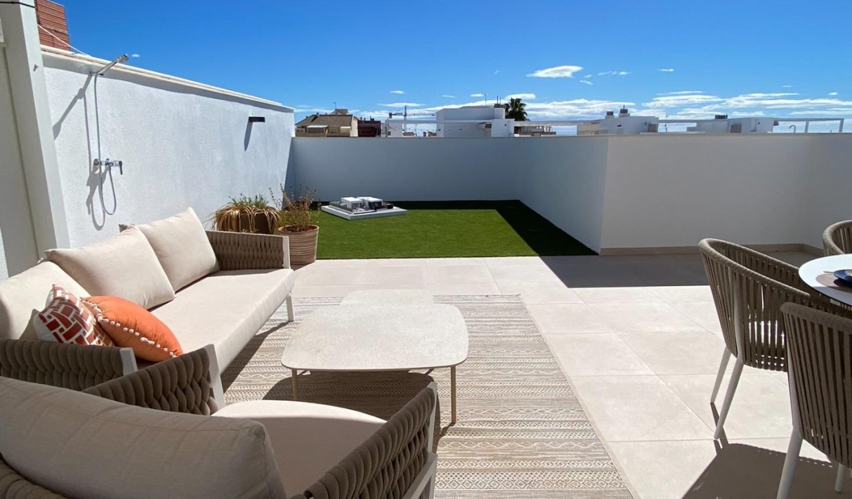 Obra nueva - Bungalow en la planta superior - Pilar de la Horadada - pueblo