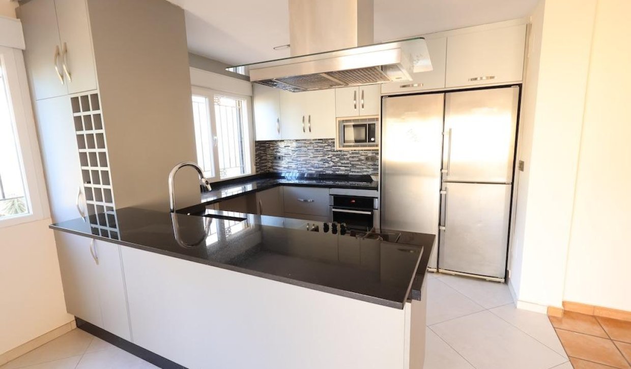 Odsprzedaż - Chalet - Orihuela Costa - Villamartín-Las Filipinas