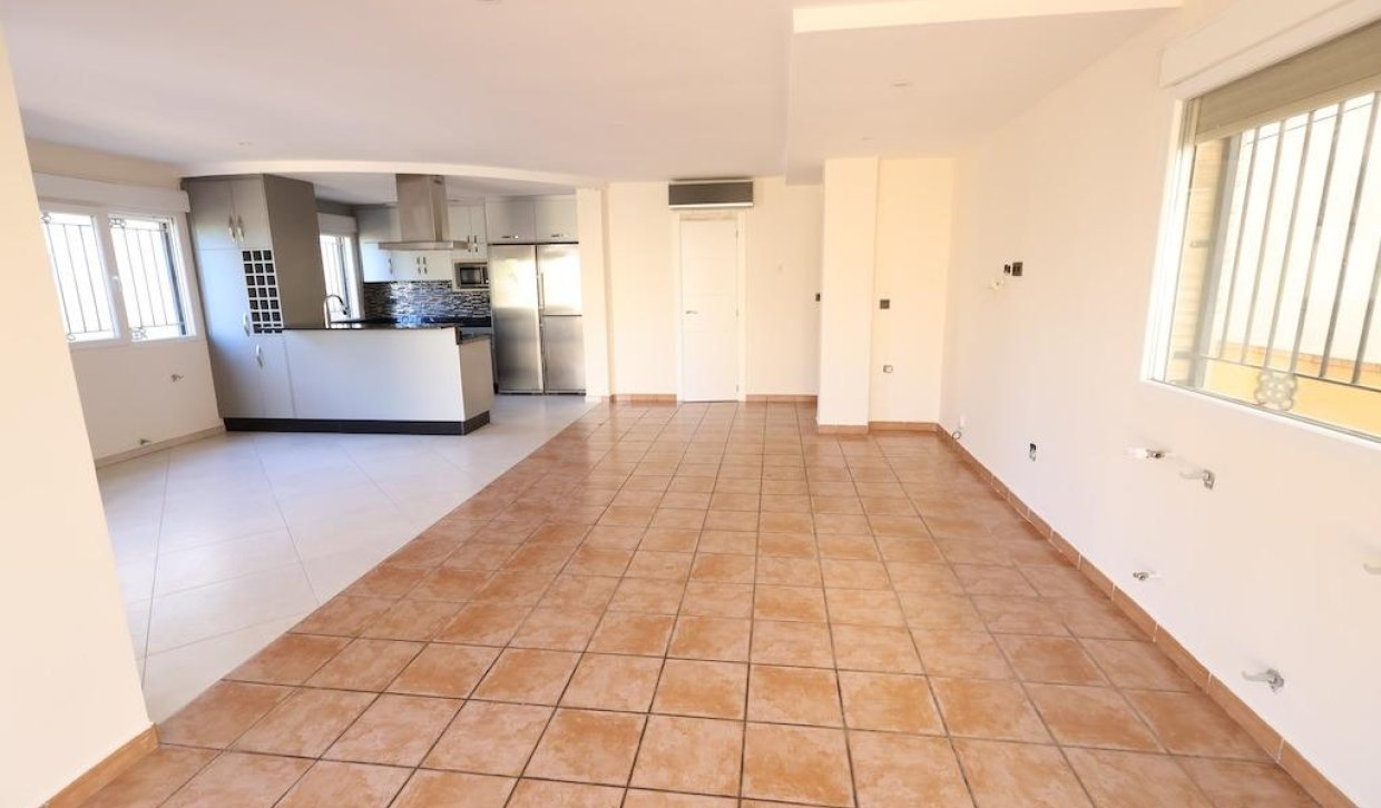 Odsprzedaż - Chalet - Orihuela Costa - Villamartín-Las Filipinas