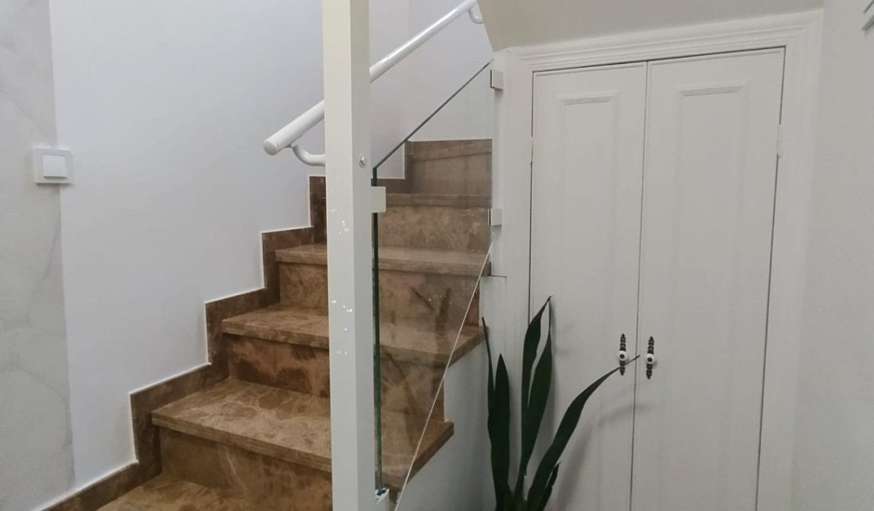 Segunda Mano - Villa - San Miguel de Salinas - Las filipinas