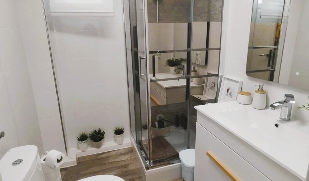 Segunda Mano - Villa - San Miguel de Salinas - Las filipinas