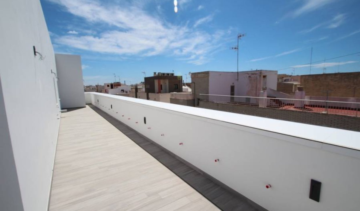 Segunda Mano - Edificio - Torrevieja - Centro