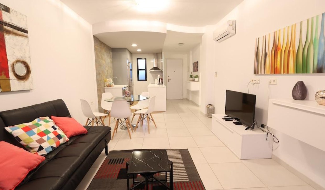 Resale - Apartment  - Orihuela Costa - La Zenia