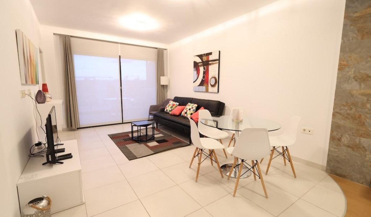 Resale - Apartment  - Orihuela Costa - La Zenia