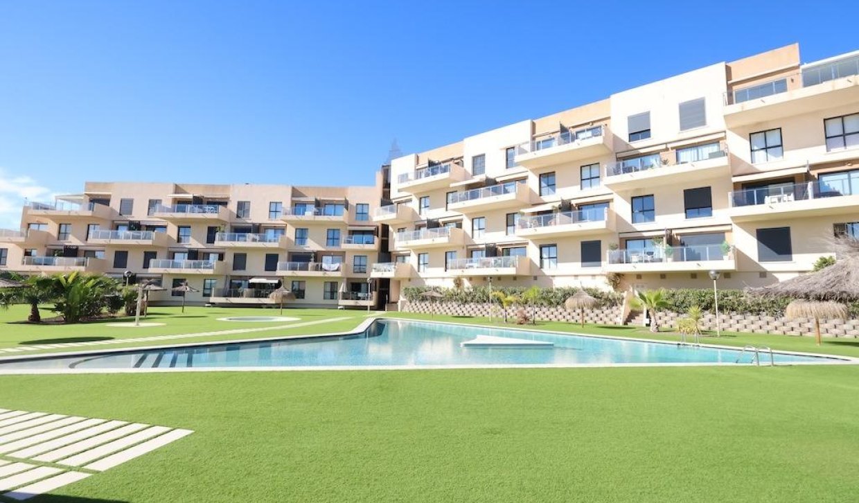Resale - Apartment  - Orihuela Costa - La Zenia